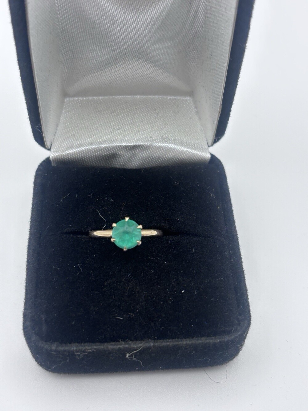Natural Emerald Solitaire Ring 14k Gold